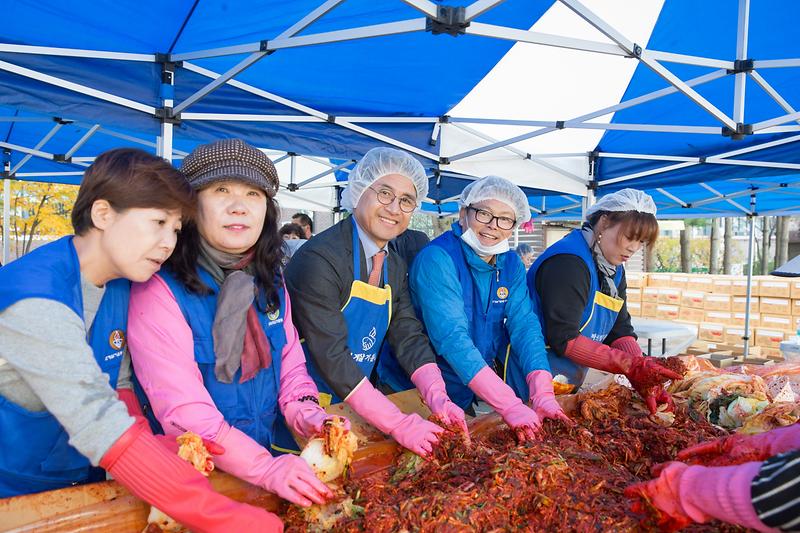 Young-8859.jpg 이미지