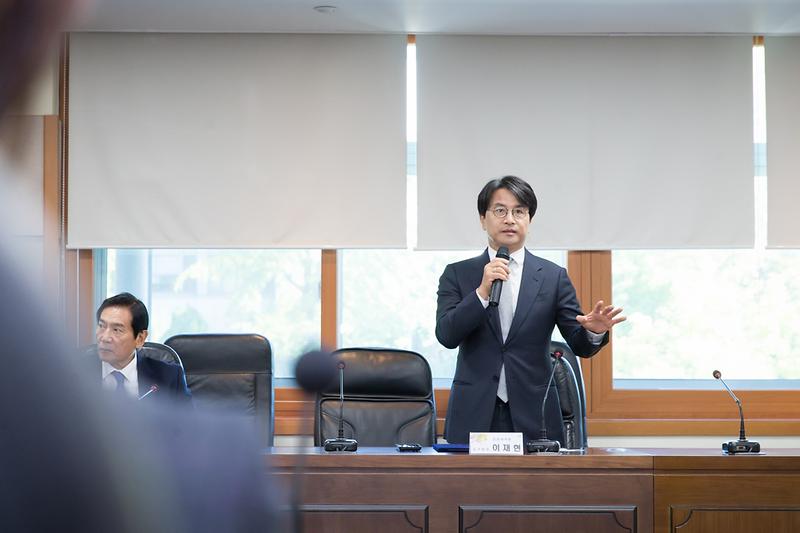 Young-9202.jpg 이미지