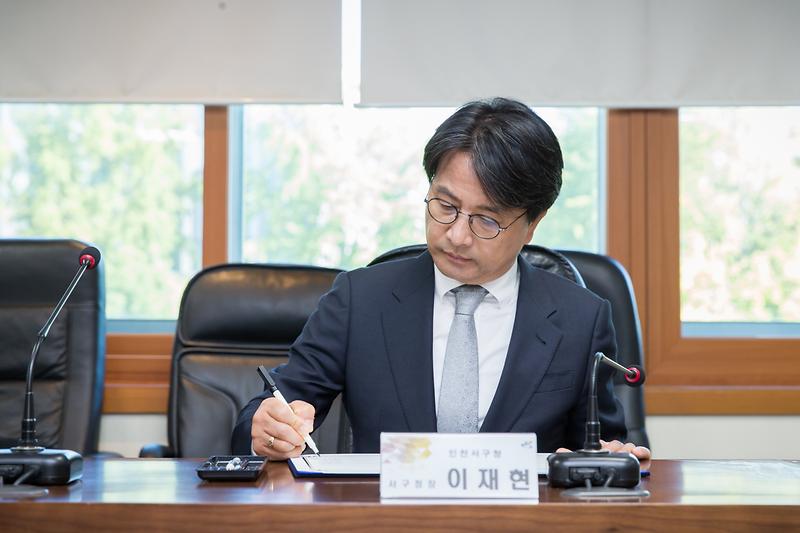 Young-9294.jpg 이미지