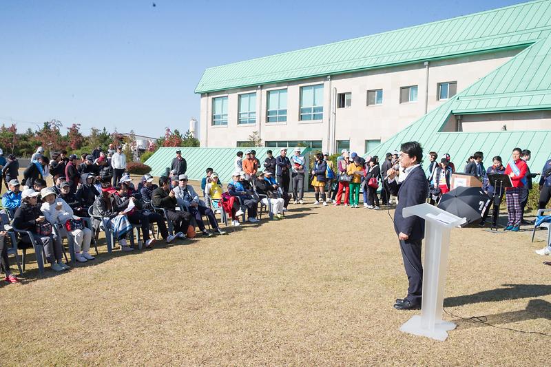 Young-9300.jpg 이미지