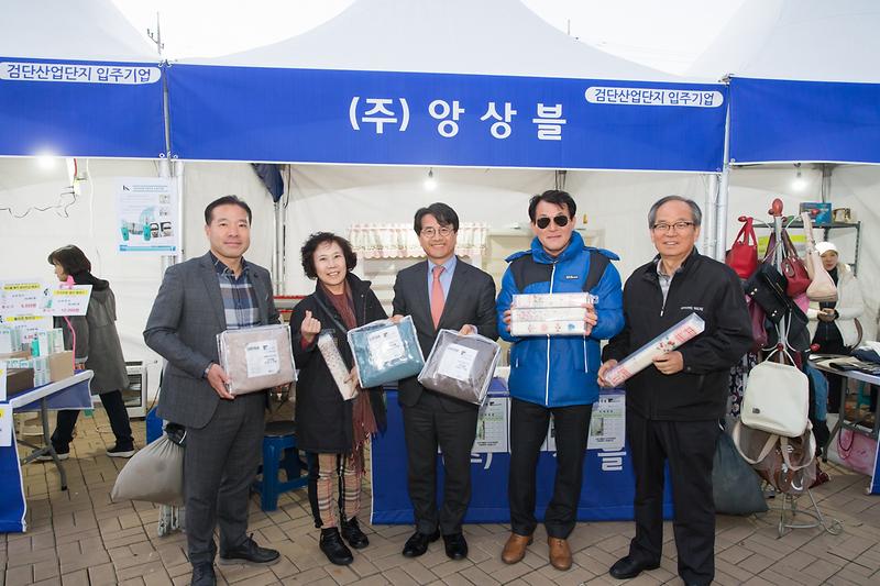 Young-9337.jpg 이미지