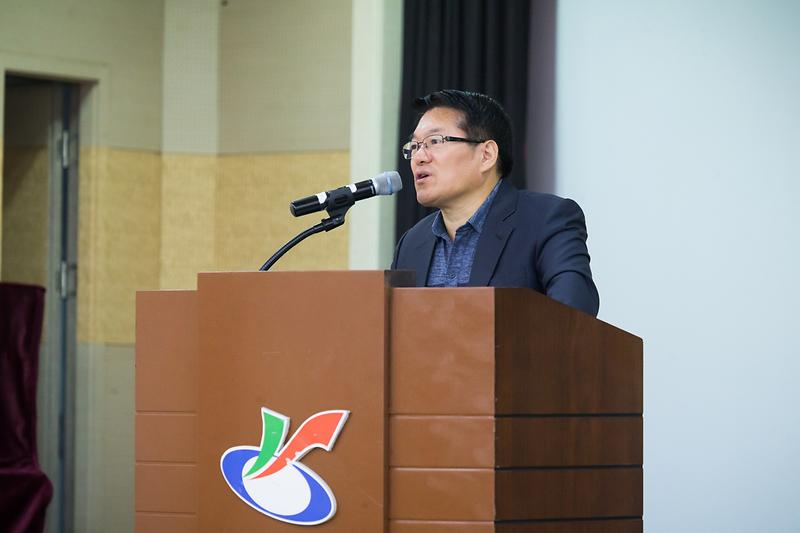 Young-9407.jpg 이미지