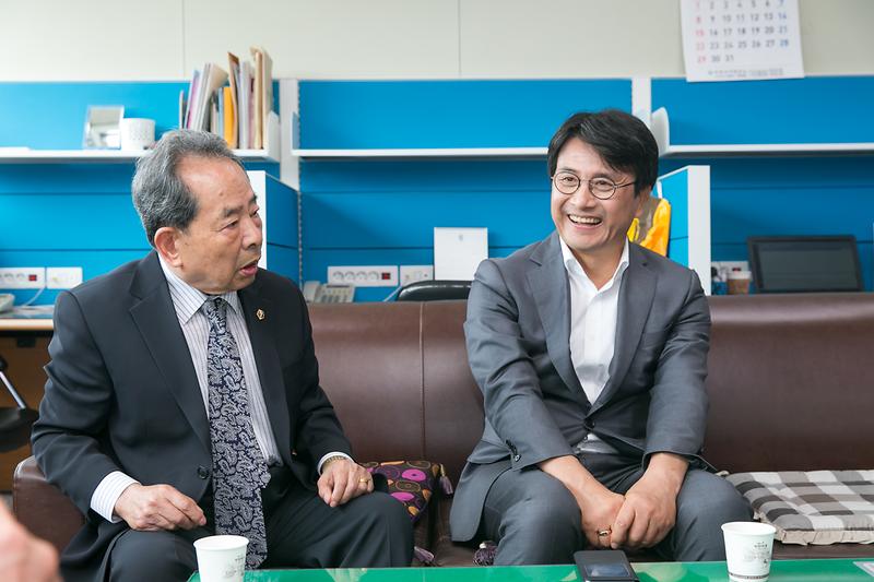 Young-9453.jpg 이미지