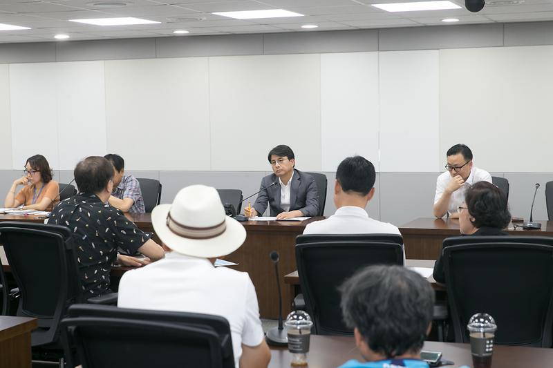 Young-9540.jpg 이미지