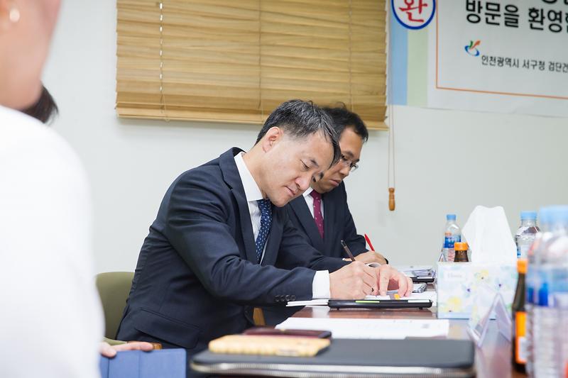 Young-9677.jpg 이미지