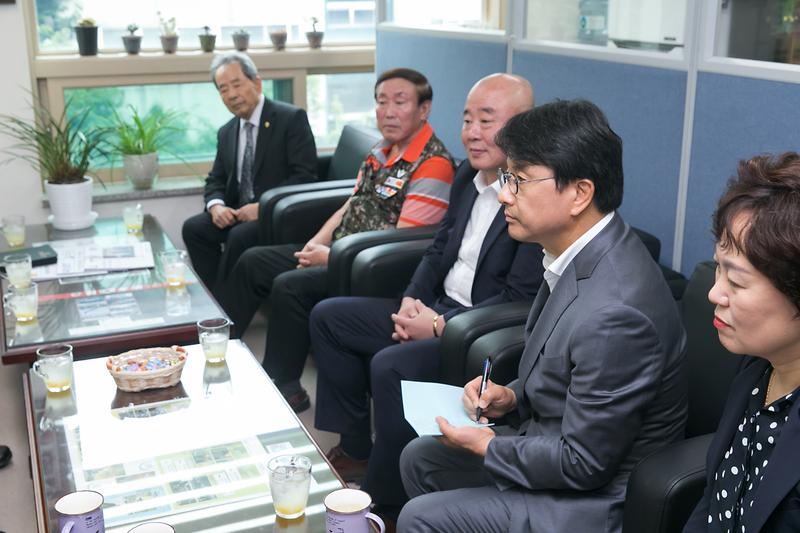 Young-9786.jpg 이미지