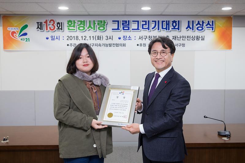 Young-9888.jpg 이미지