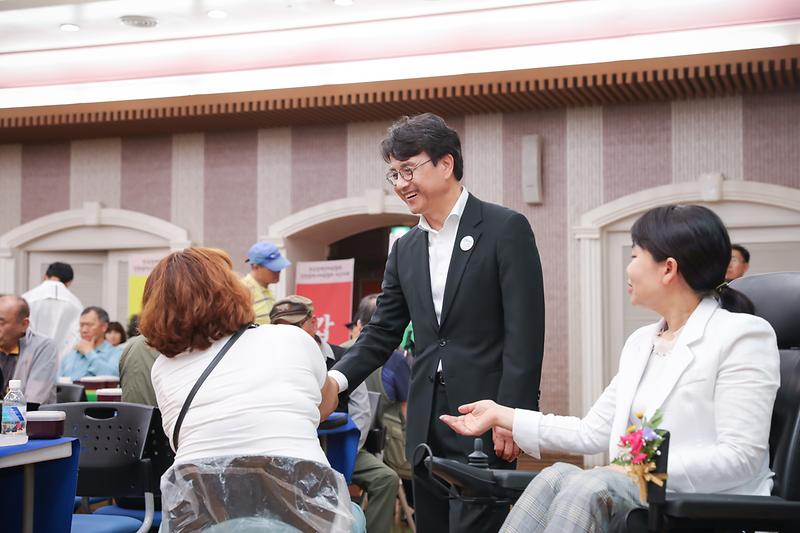 Young-0107.jpg 이미지