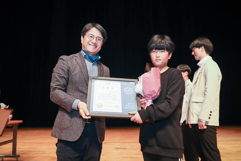 Young-0157.jpg 이미지