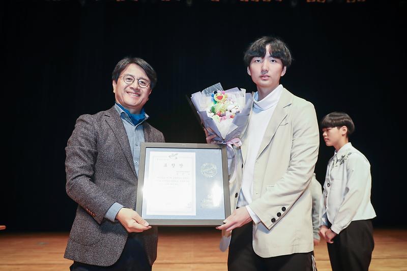 Young-0169.jpg 이미지