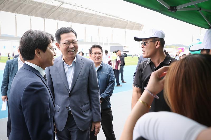 Young-0178-2.jpg 이미지