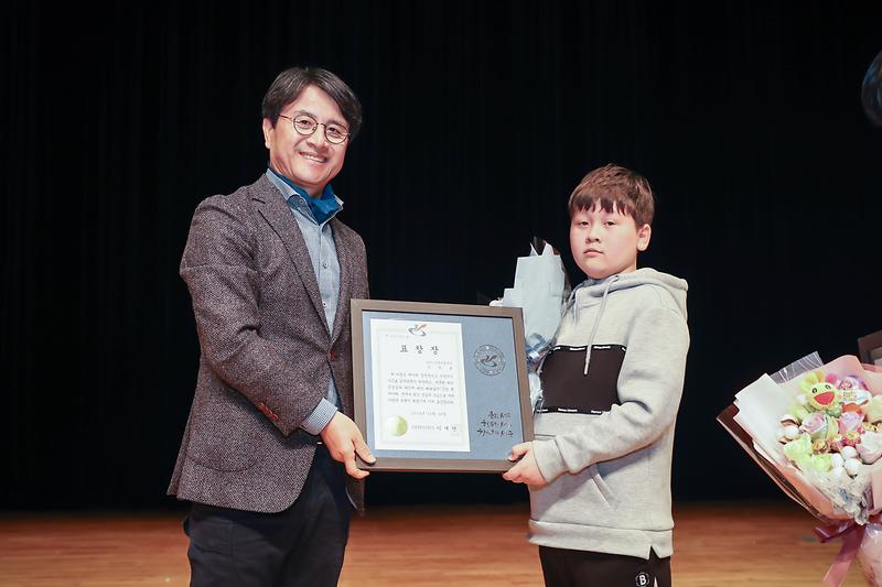 Young-0190.jpg 이미지