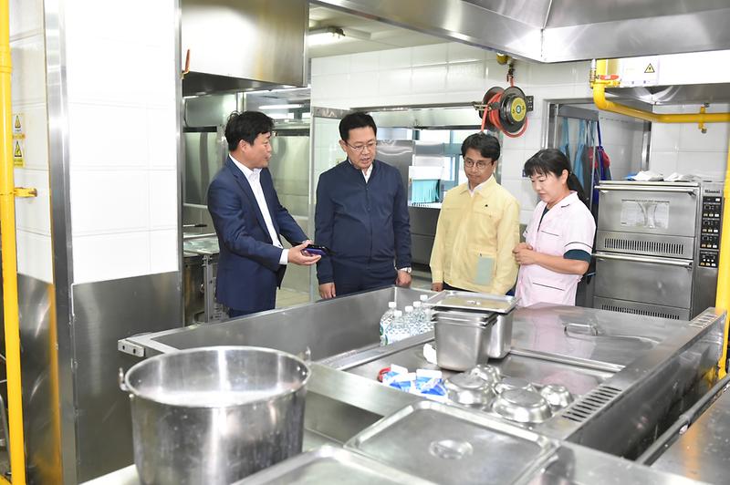 Young-0270.jpg 이미지