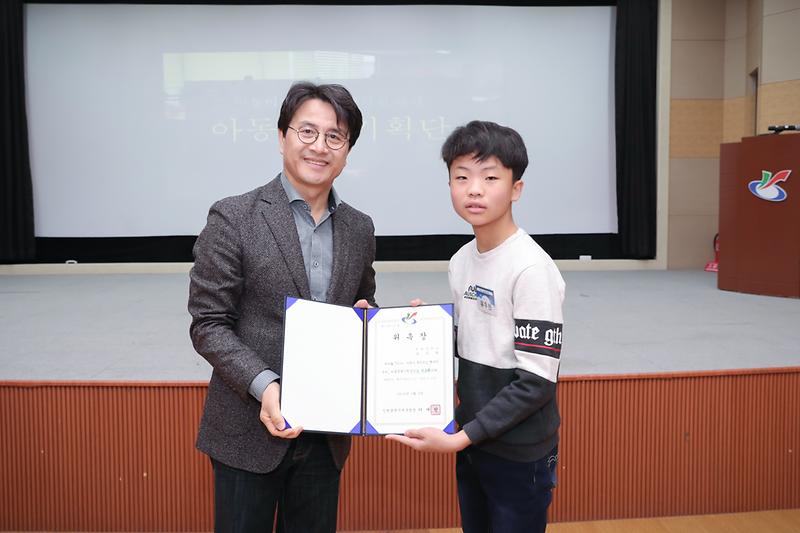 Young-0313.jpg 이미지