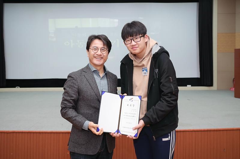 Young-0320.jpg 이미지