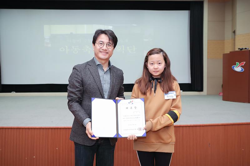 Young-0325.jpg 이미지