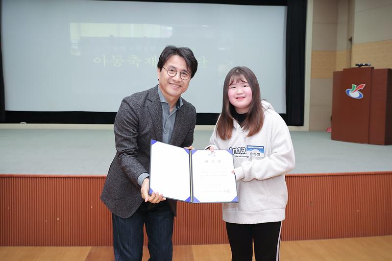 Young-0343.jpg 이미지