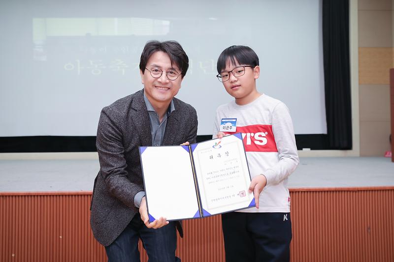 Young-0404.jpg 이미지