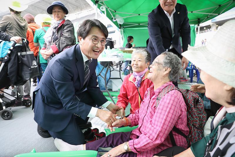 Young-0417-2.jpg 이미지