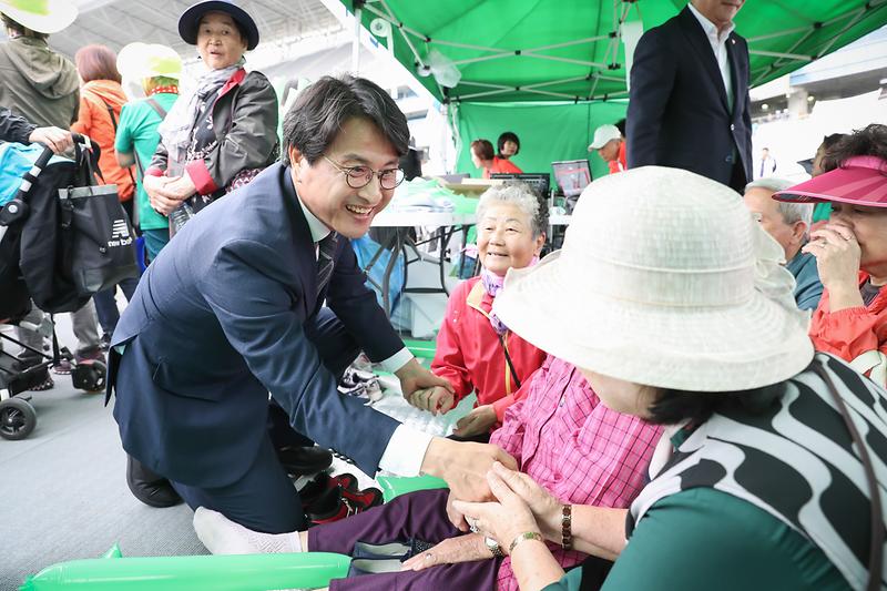 Young-0425-2.jpg 이미지