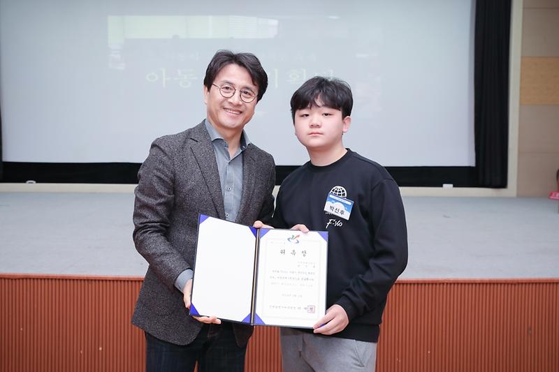 Young-0436.jpg 이미지