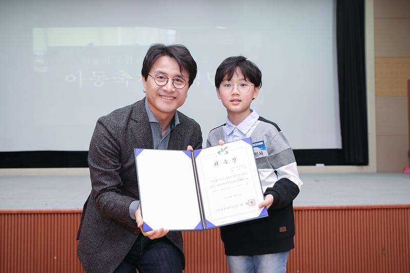 Young-0442.jpg 이미지