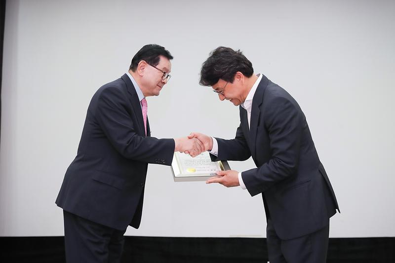 Young-0531.jpg 이미지