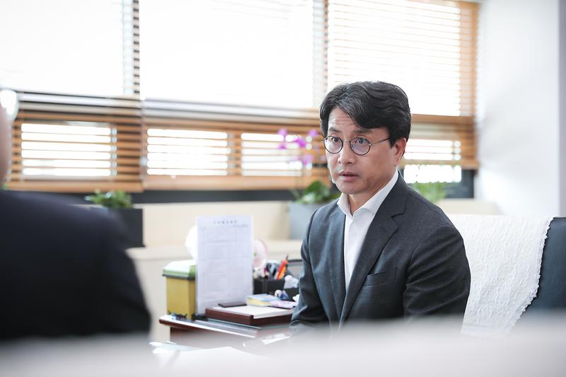 Young-0687.jpg 이미지