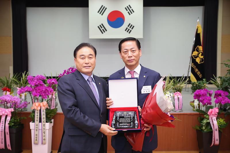 Young-0712.jpg 이미지