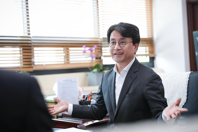 Young-0779.jpg 이미지