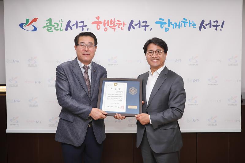 Young-0874.jpg 이미지