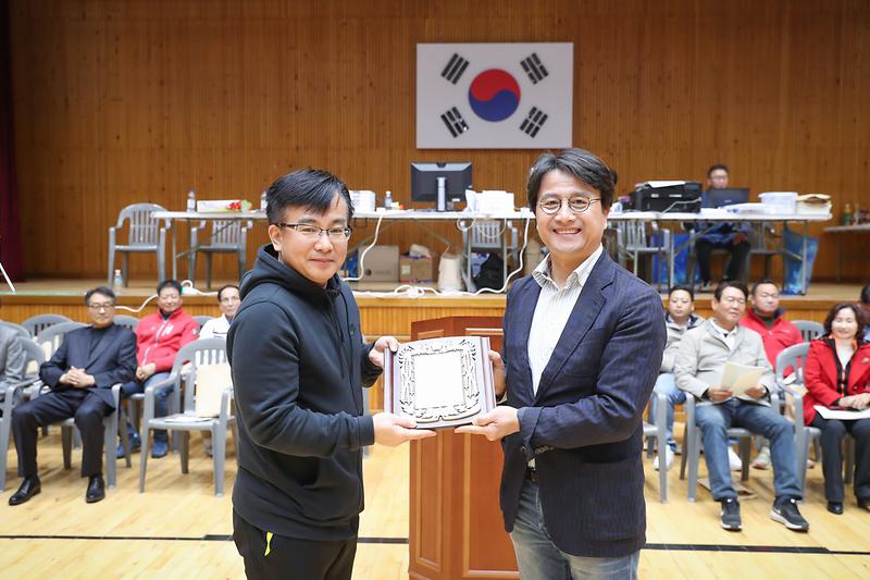 Young-0886.jpg 이미지