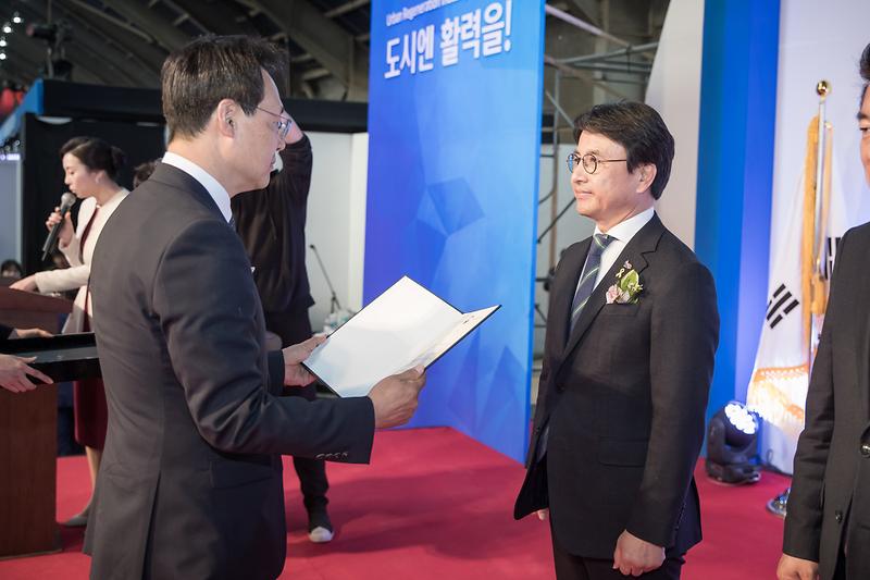 Young-0972.jpg 이미지