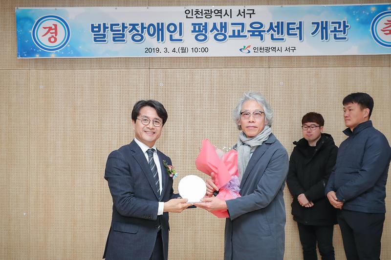 Young-1028.jpg 이미지