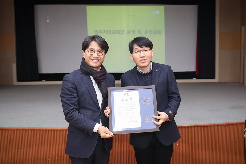 Young-1041.jpg 이미지