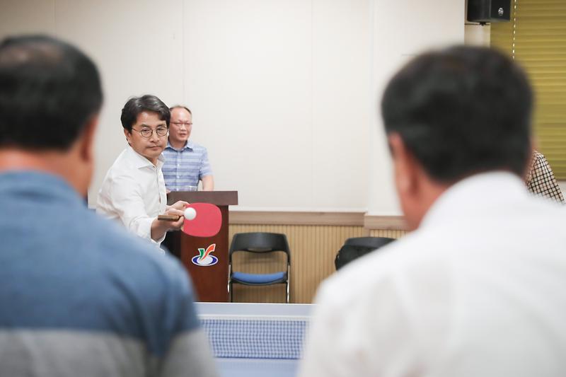 Young-1077.jpg 이미지