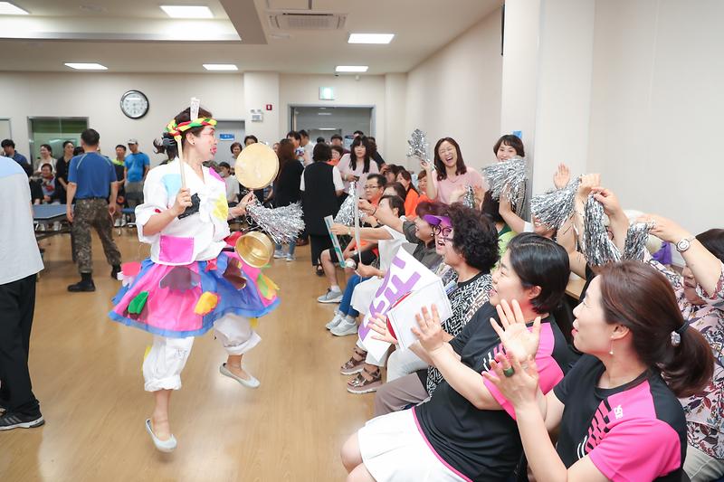 Young-1195.jpg 이미지