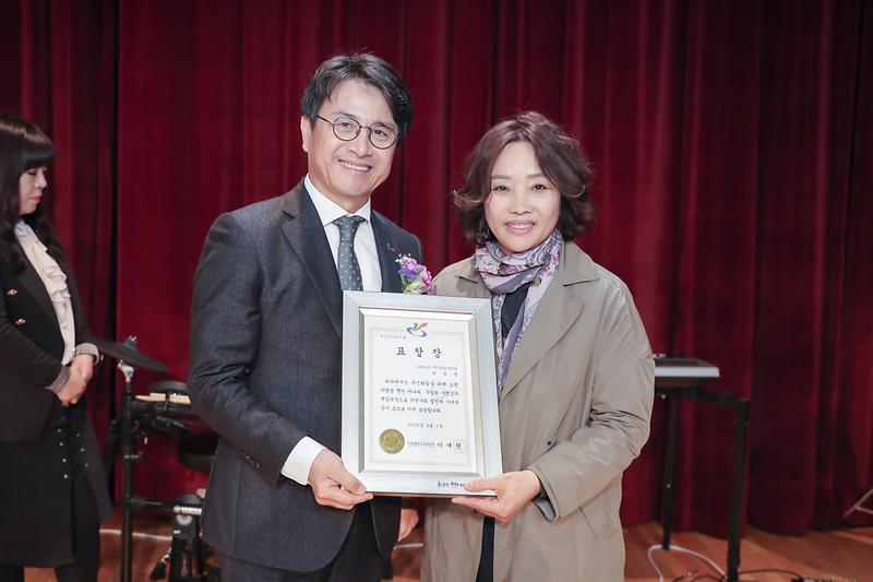 Young-1326.jpg 이미지