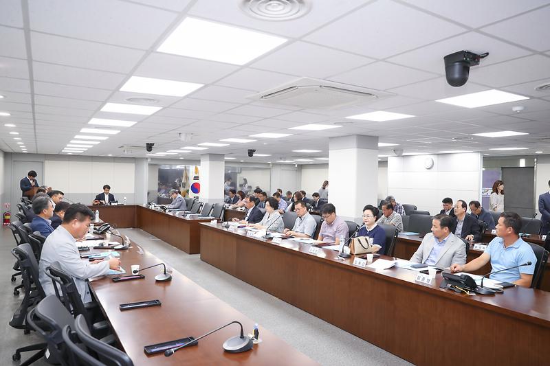 Young-1409.jpg 이미지