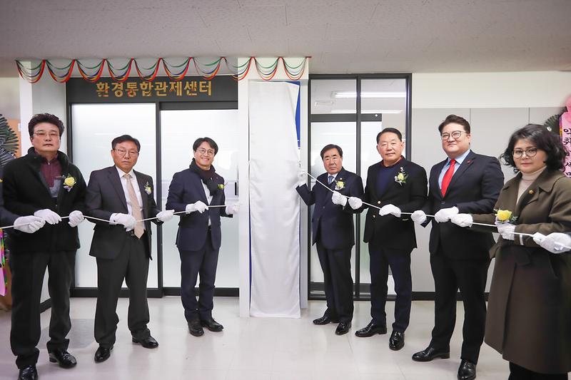 Young-1412.jpg 이미지