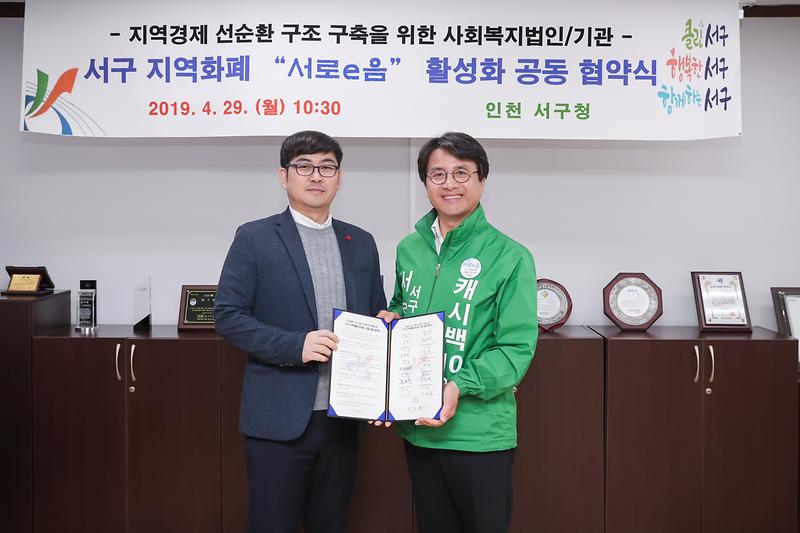 Young-1418.jpg 이미지