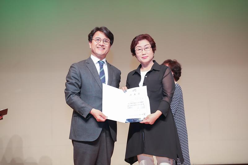 Young-1508.jpg 이미지