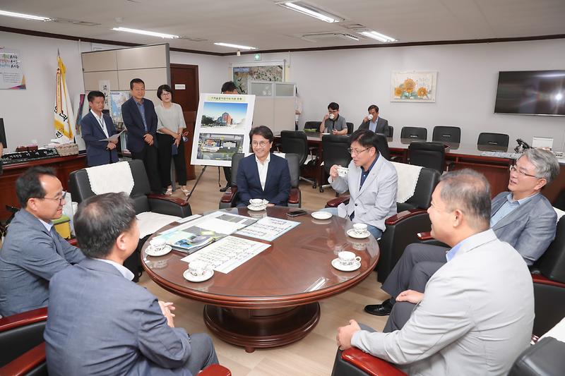 Young-1518.jpg 이미지