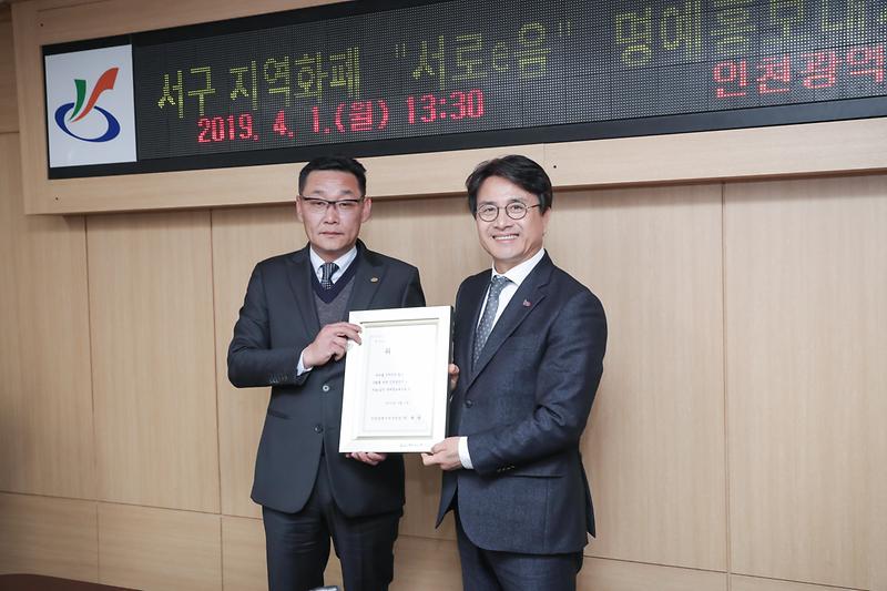 Young-1528.jpg 이미지