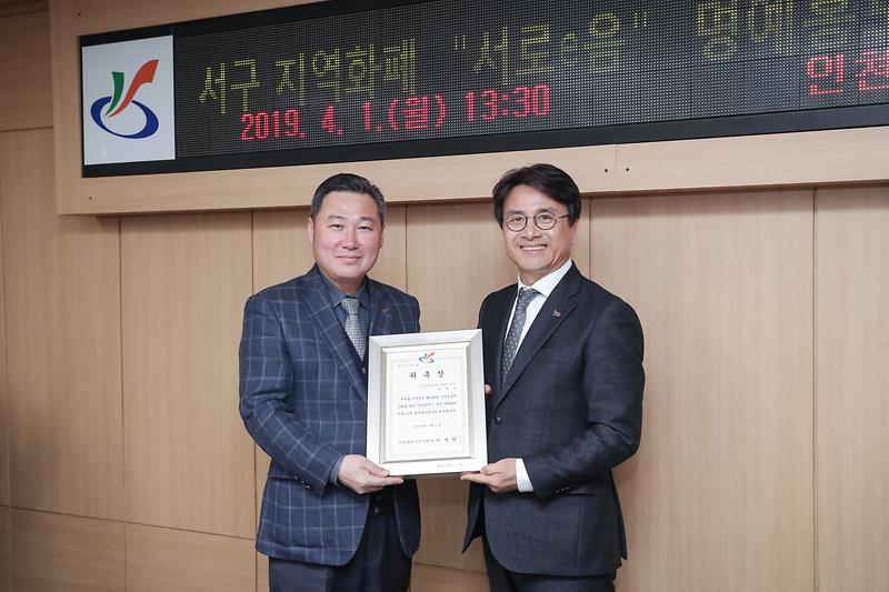 Young-1533.jpg 이미지