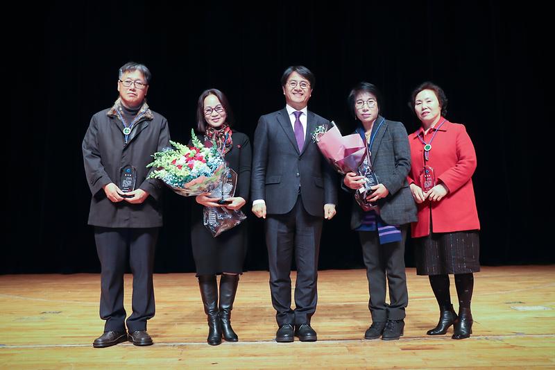 Young-1535.jpg 이미지