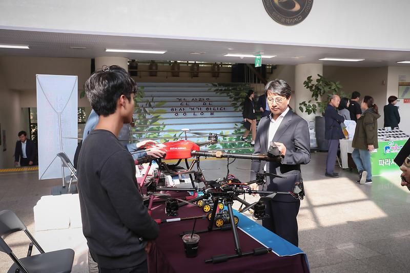 Young-1537.jpg 이미지