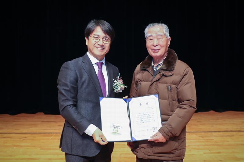 Young-1570.jpg 이미지