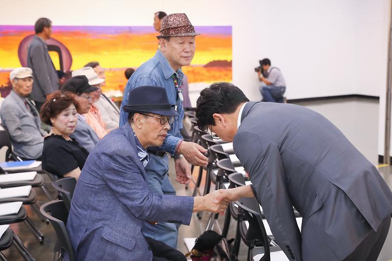 Young-1570.jpg 이미지