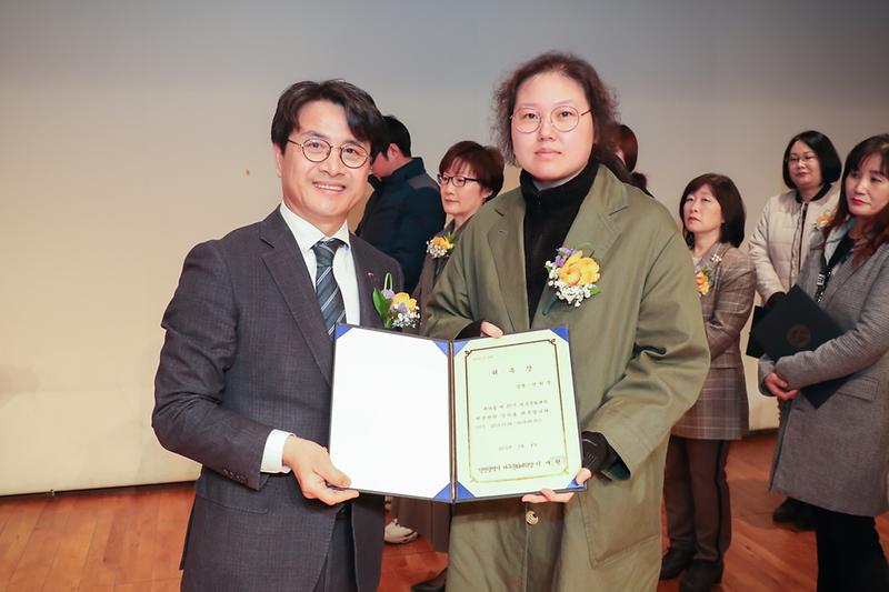 Young-1581.jpg 이미지